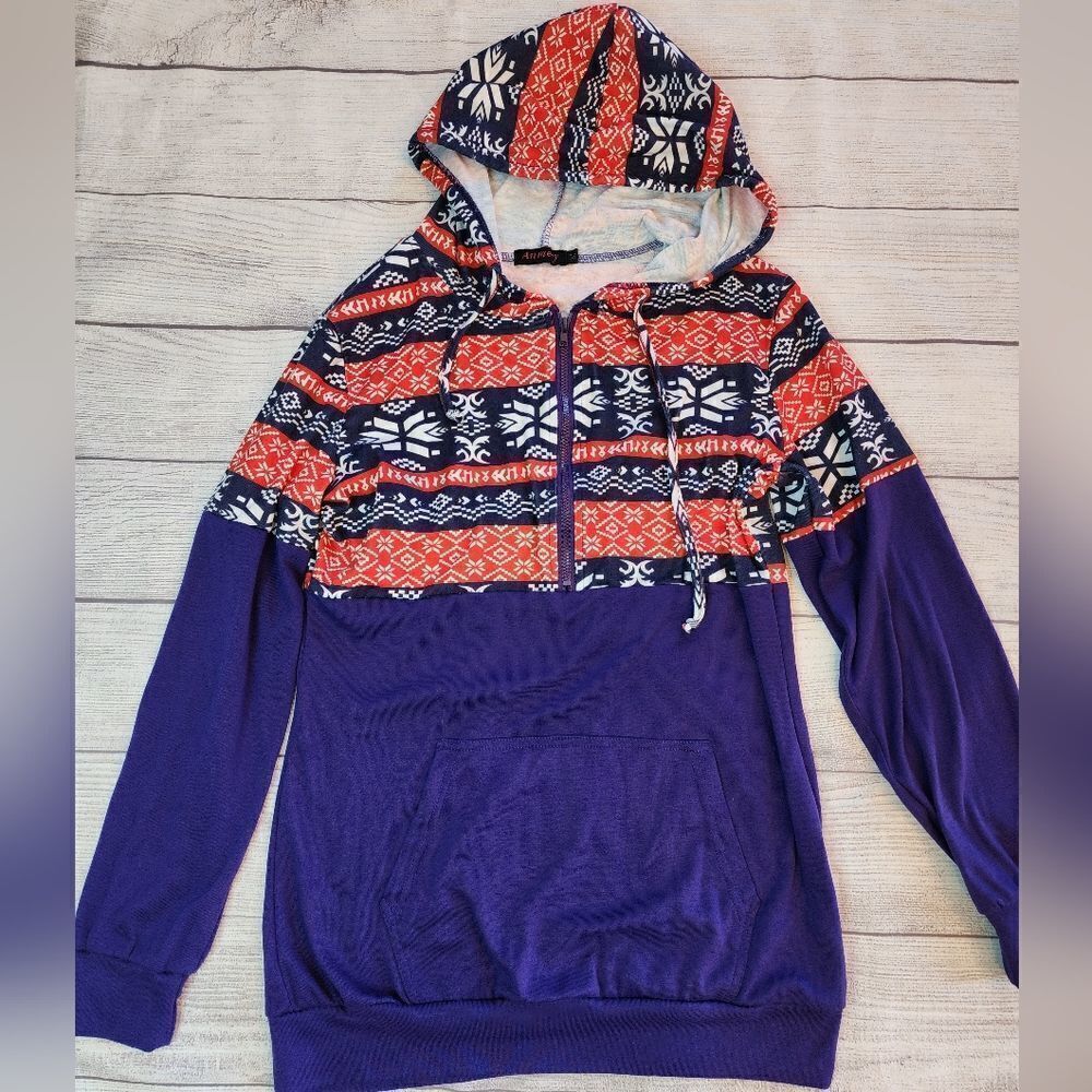 Anmery Medium Sweatshirt. 